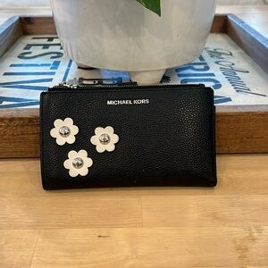Michael Kors flower wallet